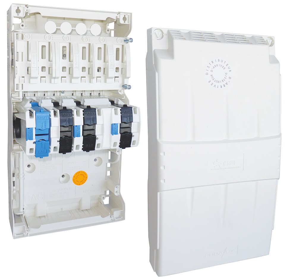 DISTRIBUTEUR D'ARRIVEE 200A 3 DEPARTS CPF 430X235X160